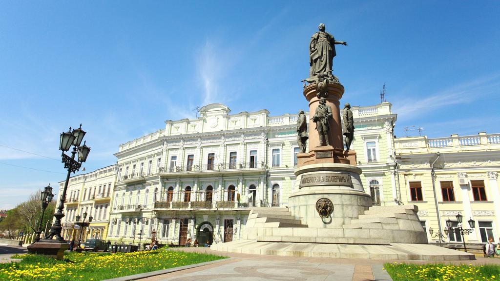 Shestaya Zhemchuzhina Одеса Екстериор снимка